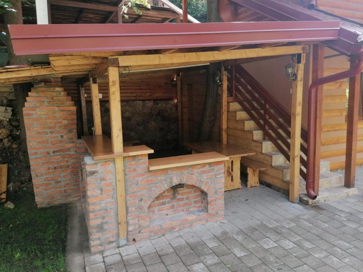 Vikendica Matovic Ovcar Banja Apartment ภายนอก รูปภาพ